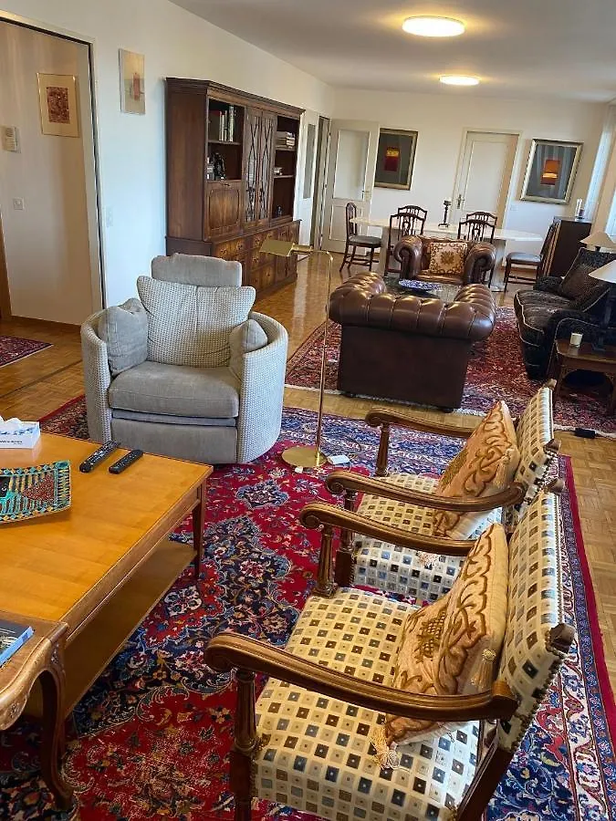 Geneve, Plein Centre,Belle Vue Lac, Splendide Et Grand Appartement 0*, Geneve